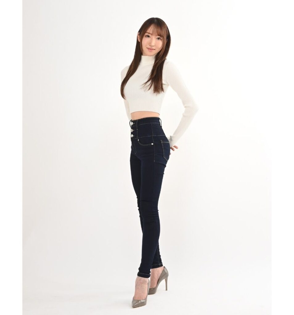 桂月さら ｜ 株式会社スタープラチナ